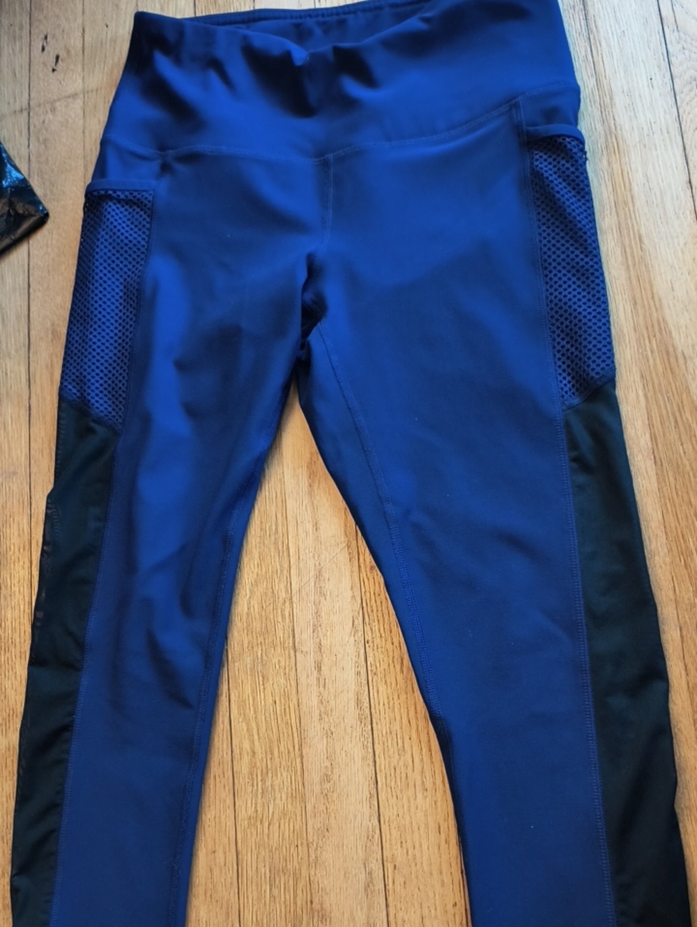 Women's Navy Blue Athletic Leggings with Mesh Pockets